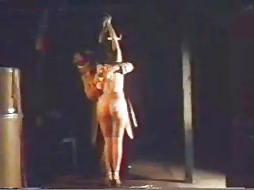 الطازجة في سكس رومنس ...