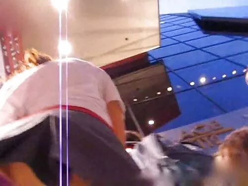 المثير مفلس Ariella  ...